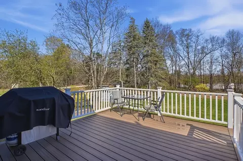 Exterior - 88 Clinton Rd, Sterling, MA 01564 photo 5 of 8