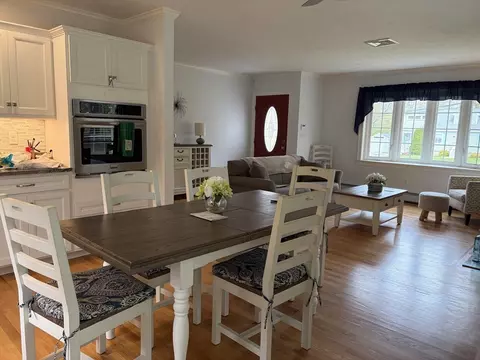 Dining - 71 W Spring St, Avon, MA 02322 photo 1 of 1