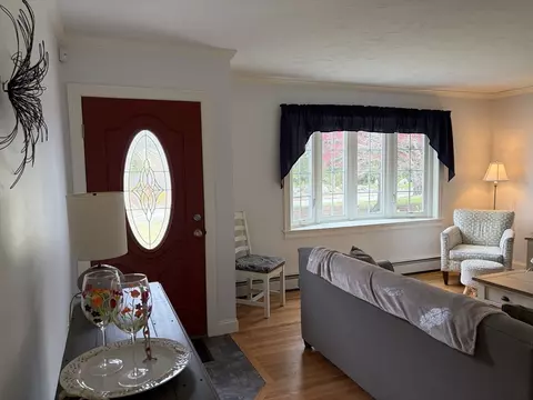 Entry Way - 71 W Spring St, Avon, MA 02322 photo 2 of 2