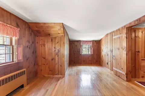 Bedroom - 11 Hemlock, Boxford, MA 01921 photo 4 of 7