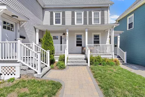 109 Main St #2, Woburn, MA 01801