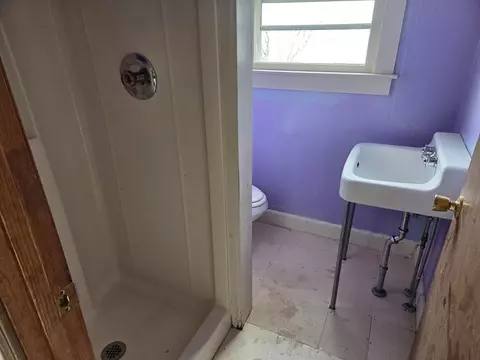 Bath - 13 Datewood, Wareham, MA 02571 photo 1 of 1