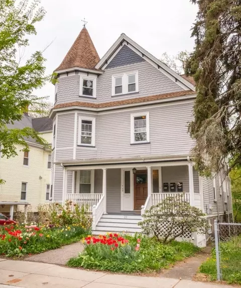 23 Ashmont St #3, Dorchester Center, MA 02124