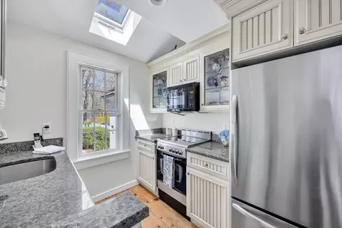 Kitchen - 28 Flying Cloud Cir #28, Mashpee, MA 02649 photo 2 of 2