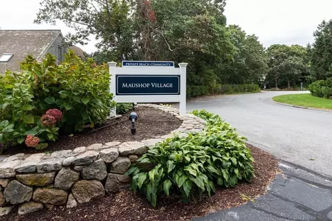 View/Area - 28 Flying Cloud Cir #28, Mashpee, MA 02649 photo 3 of 4