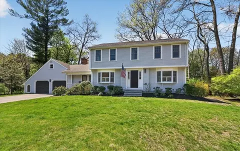 3 Sentinel Rd, Hingham, MA 02043