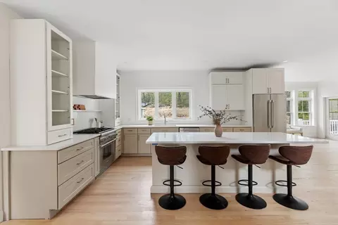 8 Partridge Rd, Reading, MA 01867 photo 13
