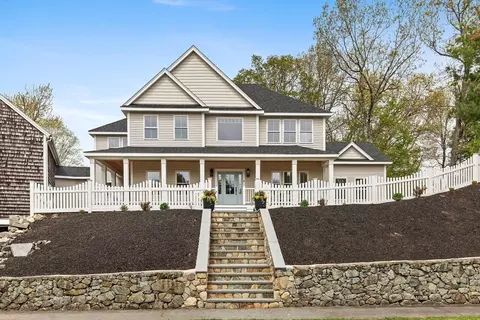 8 Partridge Rd, Reading, MA 01867 photo 4