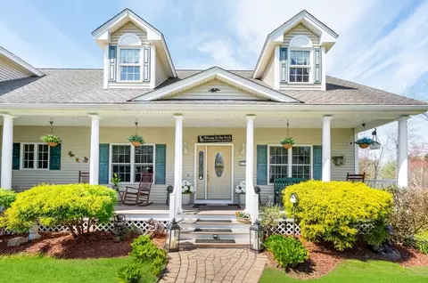 33 Park Ter, Dracut, MA 01826