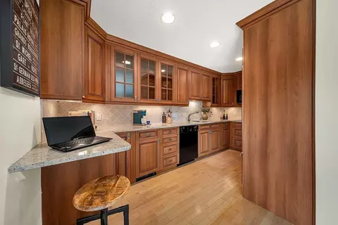 Kitchen - 1210 Greendale Ave #338, Needham, MA 02492 photo 4 of 5