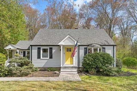 Exterior - 72 Eliot St, Ashland, MA 01721 photo 2 of 6