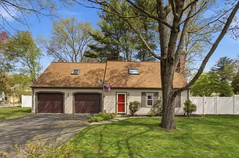 19 Mockingbird Ln, Maynard, MA 01754