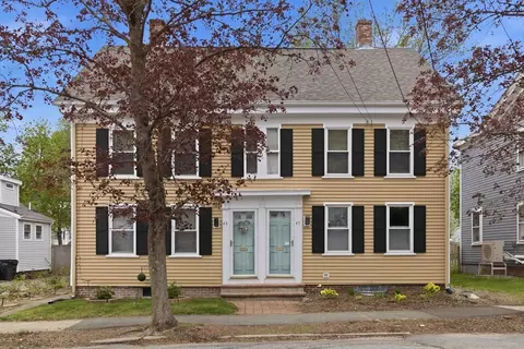 43 Forrester St #1, Newburyport, MA 01950