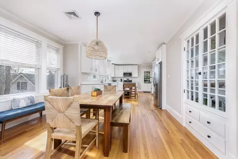 Dining - 26 Cedar St #2, Marblehead, MA 01945 photo 1 of 2