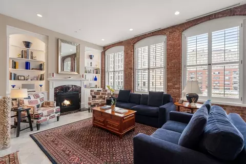 6 Edgerly Pl #402/403, Boston, MA 02116