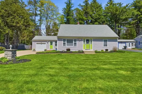 Exterior - 22 Rosedale Ave, Springfield, MA 01128 photo 3 of 6