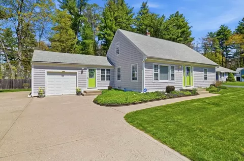 Exterior - 22 Rosedale Ave, Springfield, MA 01128 photo 2 of 6