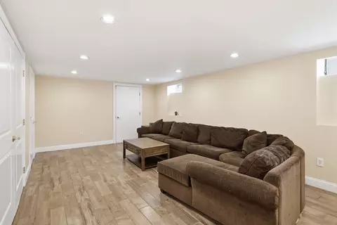 Living - 22 Rosedale Ave, Springfield, MA 01128 photo 3 of 4