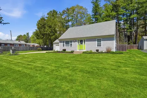Exterior - 22 Rosedale Ave, Springfield, MA 01128 photo 4 of 6
