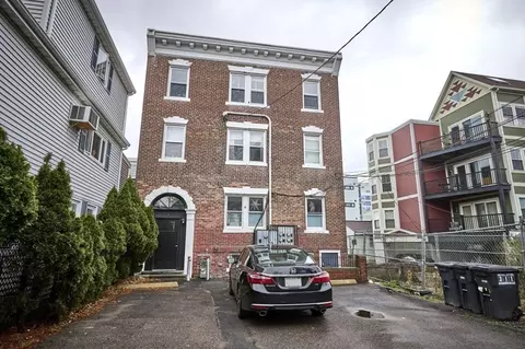 6 Bedford St #1F, Somerville, MA 02143