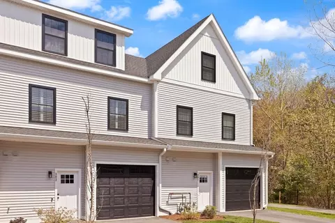 300 Albion Rd #302, Bedford, MA 01730