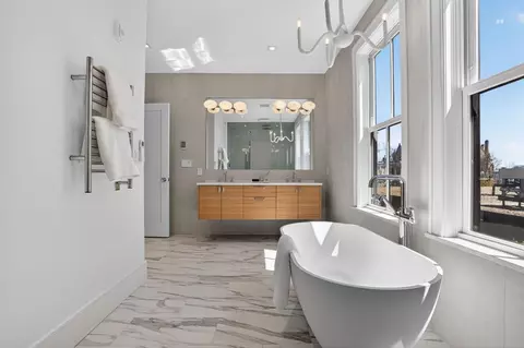 Bath - 559 E Broadway, Boston, MA 02127 photo 9 of 9