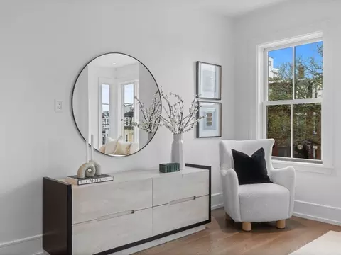 Entry Way - 561 E Broadway, Boston, MA 02127 photo 1 of 3