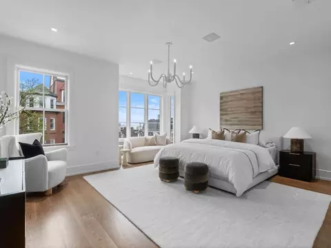 Bedroom - 561 E Broadway, Boston, MA 02127 photo 2 of 8