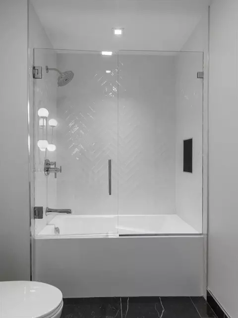Bath - 561 E Broadway, Boston, MA 02127 photo 7 of 8