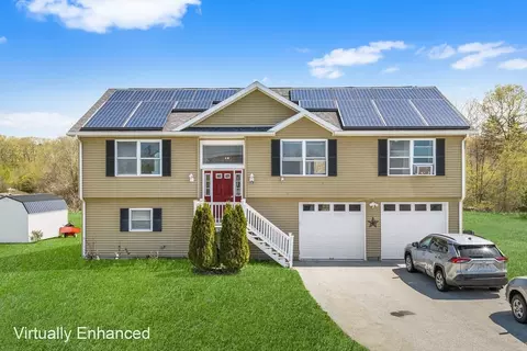 3 Dominique Dr, Webster, MA 01570