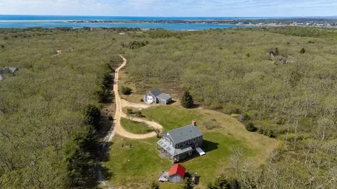 109 Litchfield Rd, Edgartown, MA 02539