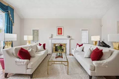 Living - 5 Powers Rd, Andover, MA 01810 photo 3 of 3