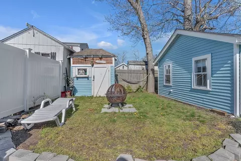 Exterior - 10 Barnes St # -R, Wareham, MA 02571 photo 4 of 6