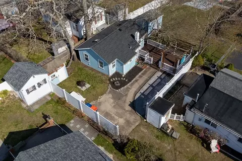 View/Area - 10 Barnes St # -R, Wareham, MA 02571 photo 1 of 4