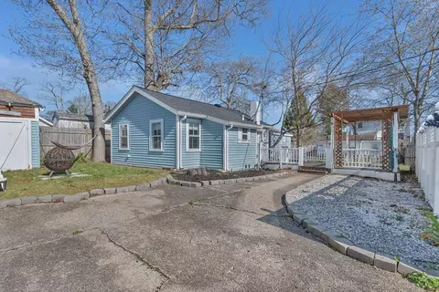 10 Barnes St # -R, Wareham, MA 02571