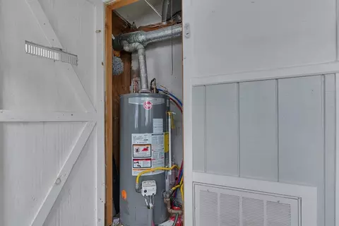 Other - 10 Barnes St # -R, Wareham, MA 02571 photo 8 of 10