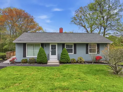 3 Vinal St, Hudson, MA 01749