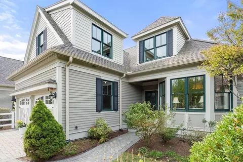 65 S Cottage Rd #119, Belmont, MA 02478