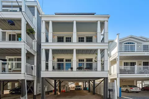16 Atlantic Ave, Salisbury, MA 01952
