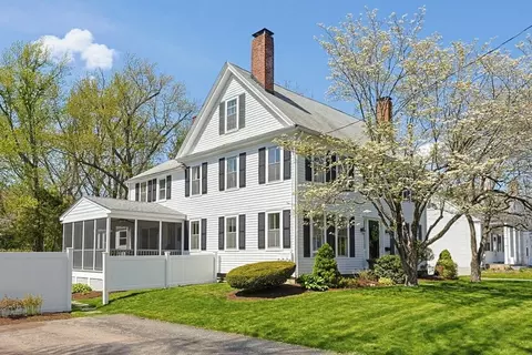 865 Washington St, Holliston, MA 01746