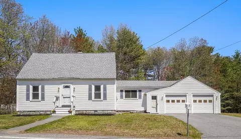 54 Meadowbrook Rd, Chelmsford, MA 01863