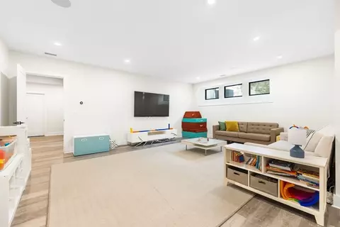 102 Booth St, Needham, MA 02494 photo 37