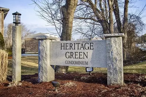 47 Edgelawn Ave #9, North Andover, MA 01845