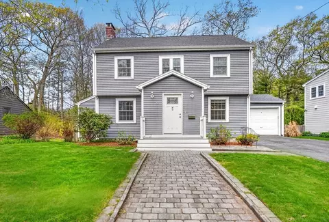 87 Payson Rd, Chestnut Hill, MA 02467
