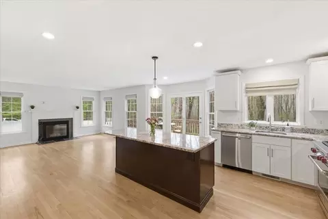 45 Auburn Rd, Millis, MA 02054 photo 5