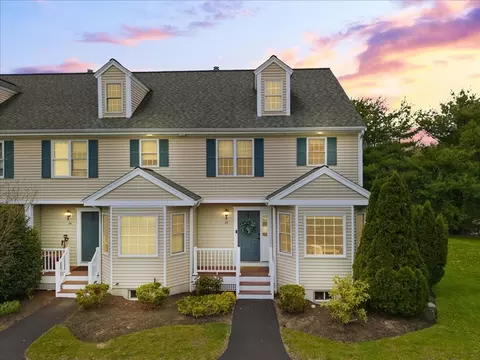 33 Old Cedar Vlg #33, Bridgewater, MA 02324