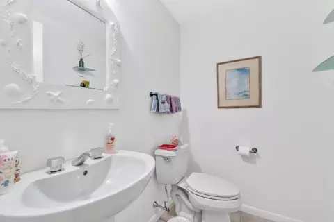 Bath - 35 Punkhorn Point Rd, Mashpee, MA 02649 photo 2 of 6