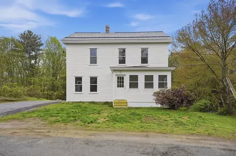 5 Russell Ave, Ashburnham, MA 01430