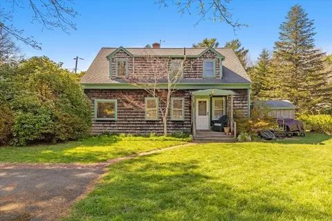 58 Loomis Ln, Barnstable, MA 02632 photo 2