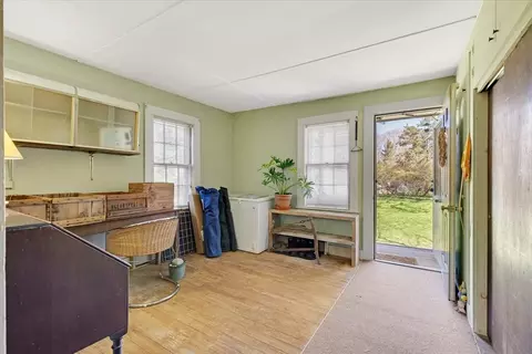 58 Loomis Ln, Barnstable, MA 02632 photo 4